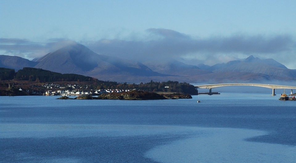 Kyleakin and the Skye Bridge